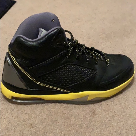 Air Jordan - Picture 2 of 5